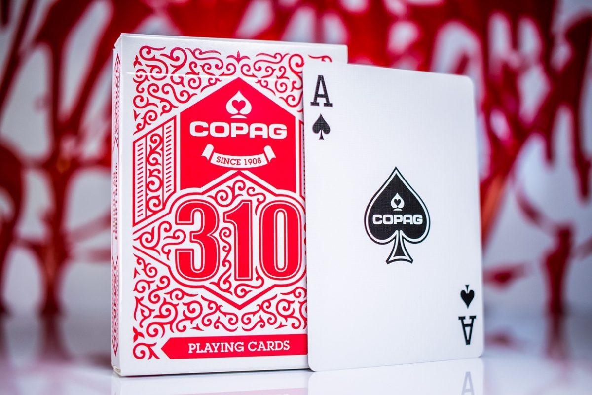 Details about   Copag 310 Face Off Poker à Jouer Cartes Pont Paper Papier Standard Index Bleu 